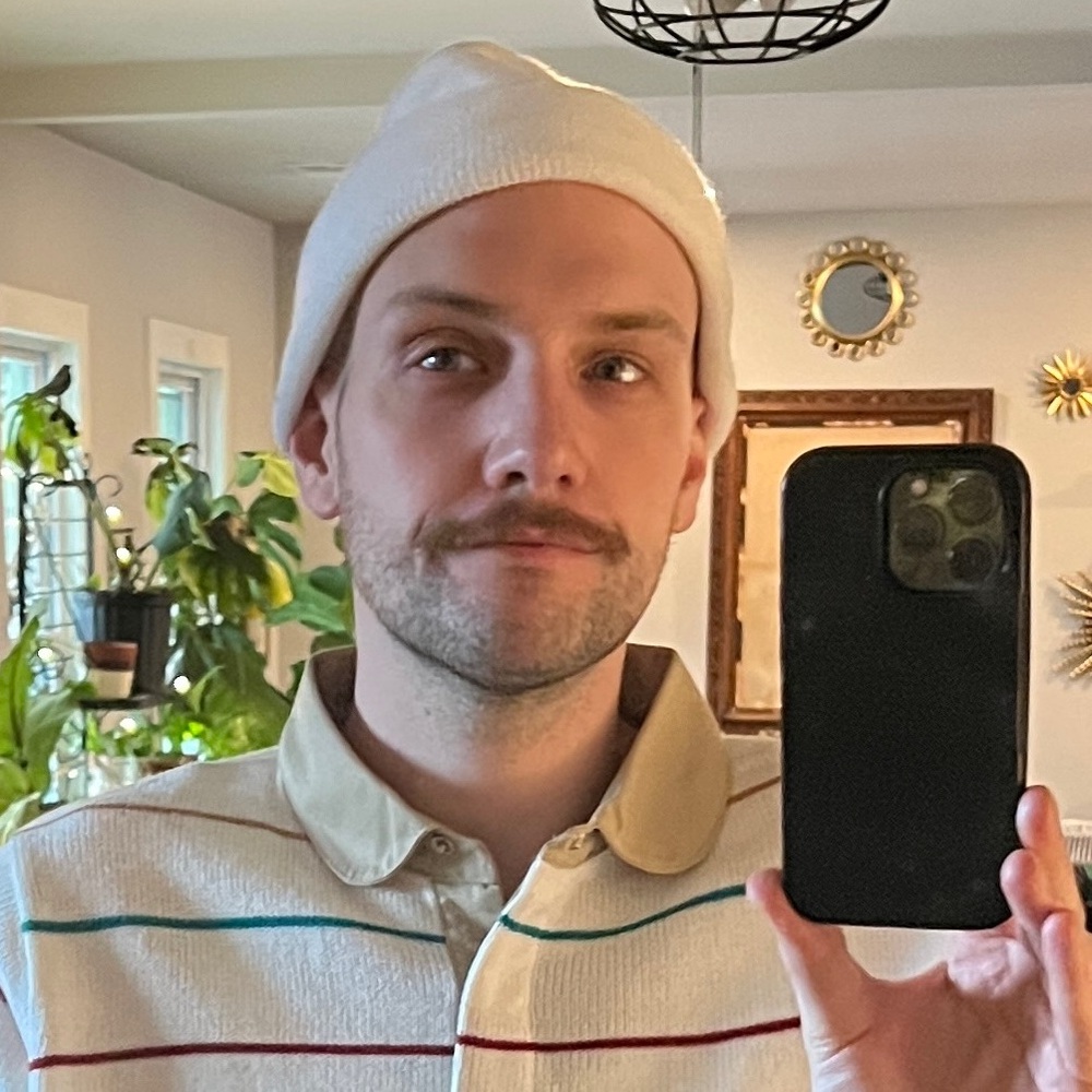 Meet your Posher, Julian